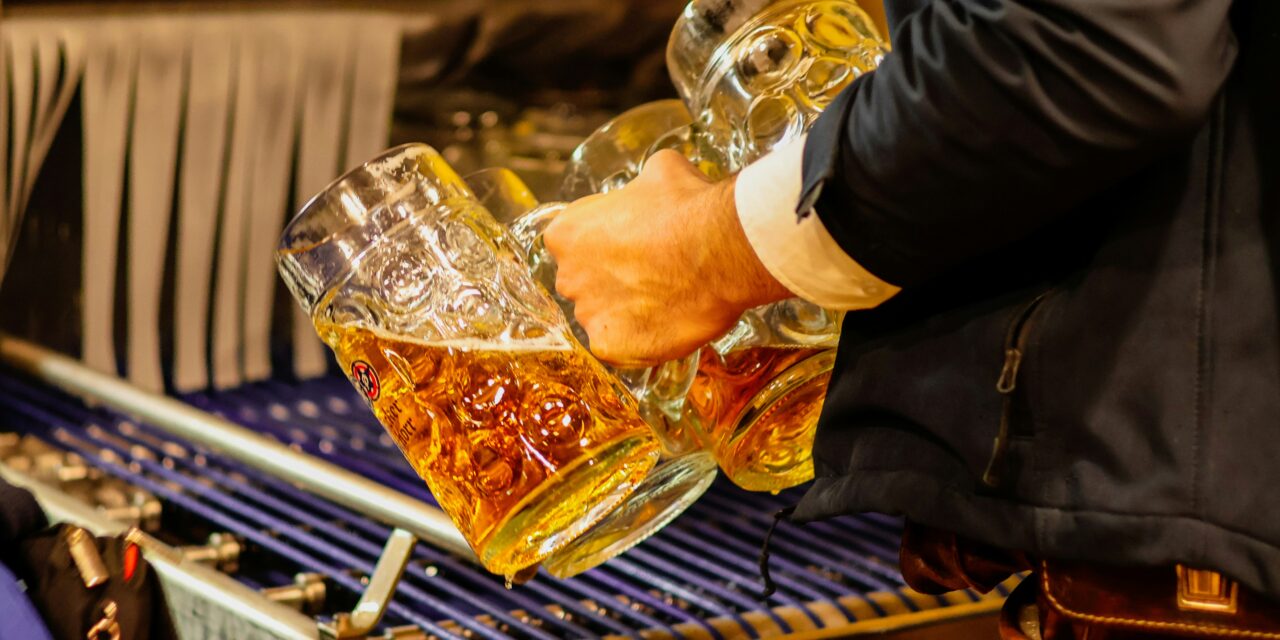 How to Order Beer in Munich Like a Local (and Not Look Like a Tourist!)