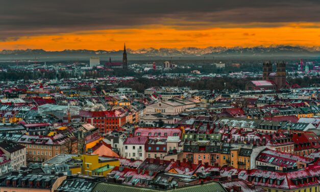 The Complete Guide to the Munich Card vs. Munich City Pass